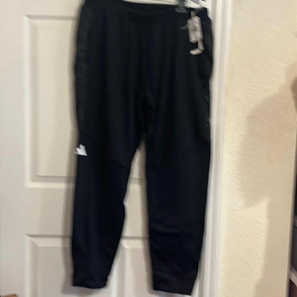 ADIDAS size 2 XL color black and white